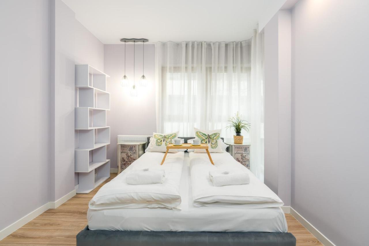 Villa Venecja Apartment Chwaliszewo With Free Garage City Center By Noclegi Renters Poznan Exterior foto