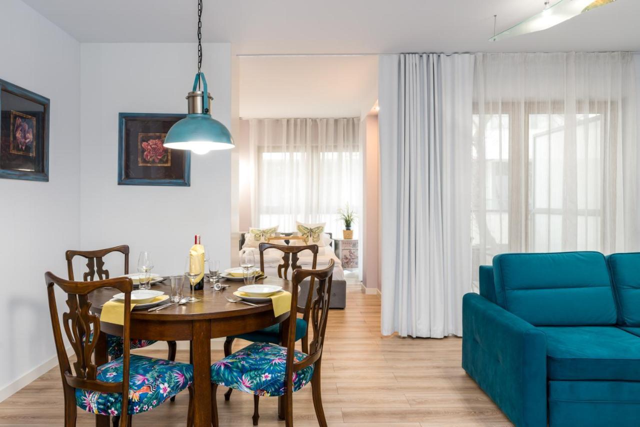 Villa Venecja Apartment Chwaliszewo With Free Garage City Center By Noclegi Renters Poznan Exterior foto