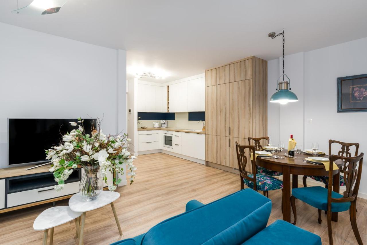 Villa Venecja Apartment Chwaliszewo With Free Garage City Center By Noclegi Renters Poznan Exterior foto